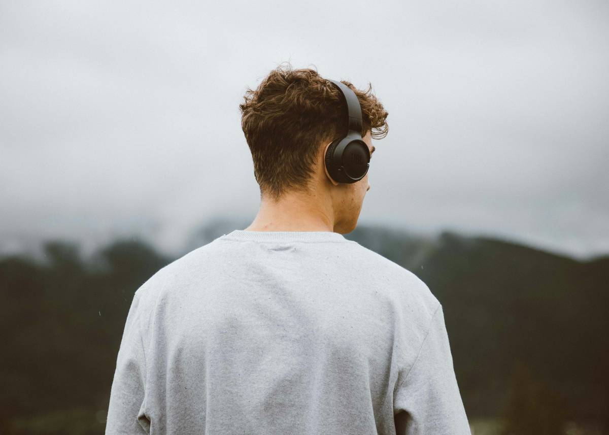 How to Create a Music Therapy Playlist Activity That Actually Works